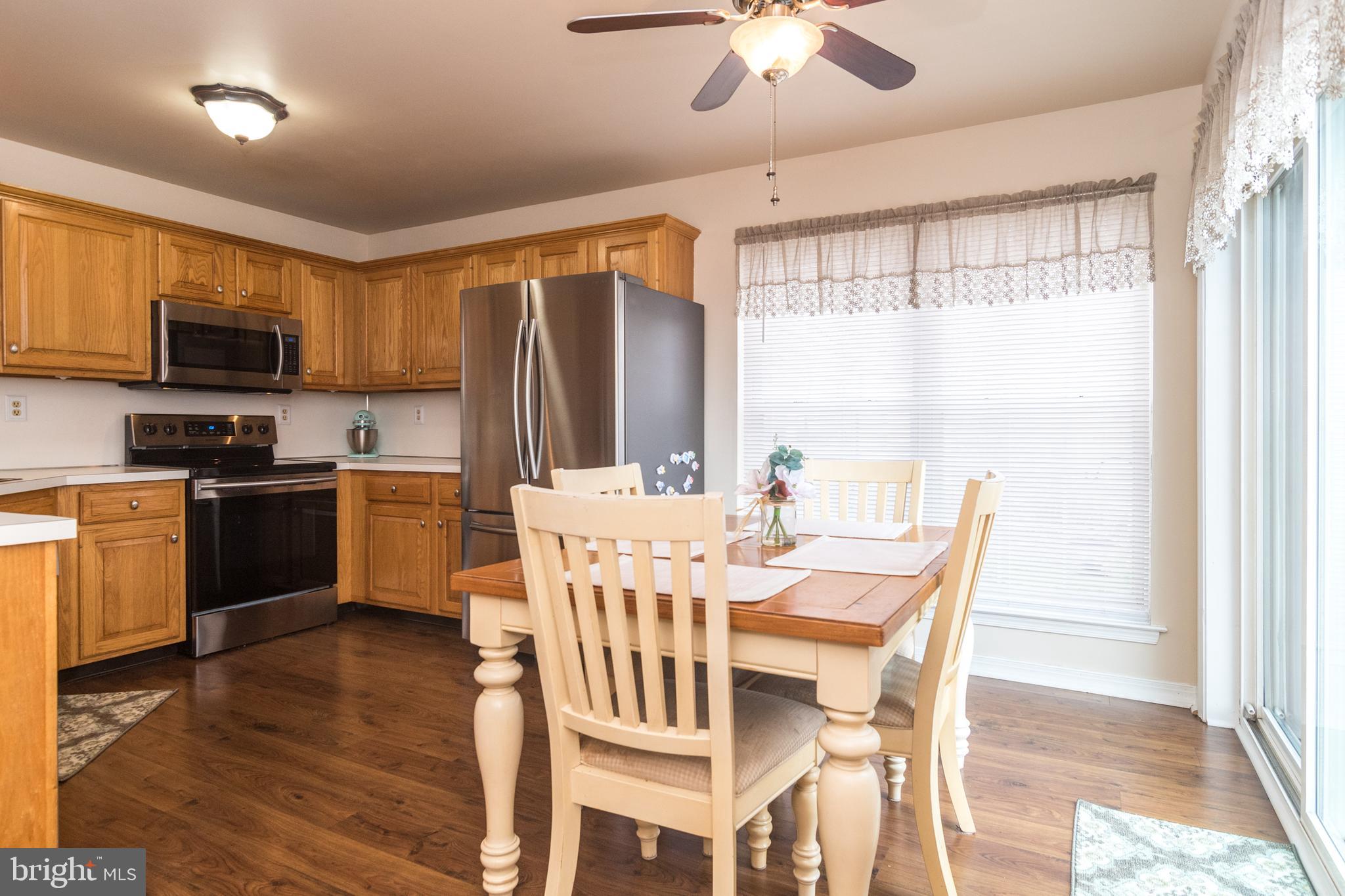 4 Woodly Road Royersford, PA 19468 - Photo 8 of 37 Eat In Kitchen
