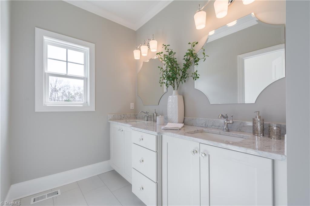 2504 Rivers Edge Road Summerfield, NC 27358 - Photo 21 of 23 Gallery Image 21