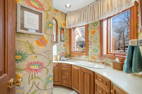 $10,995,000 | W2908 Walcowis Drive, Linn, WI 53147