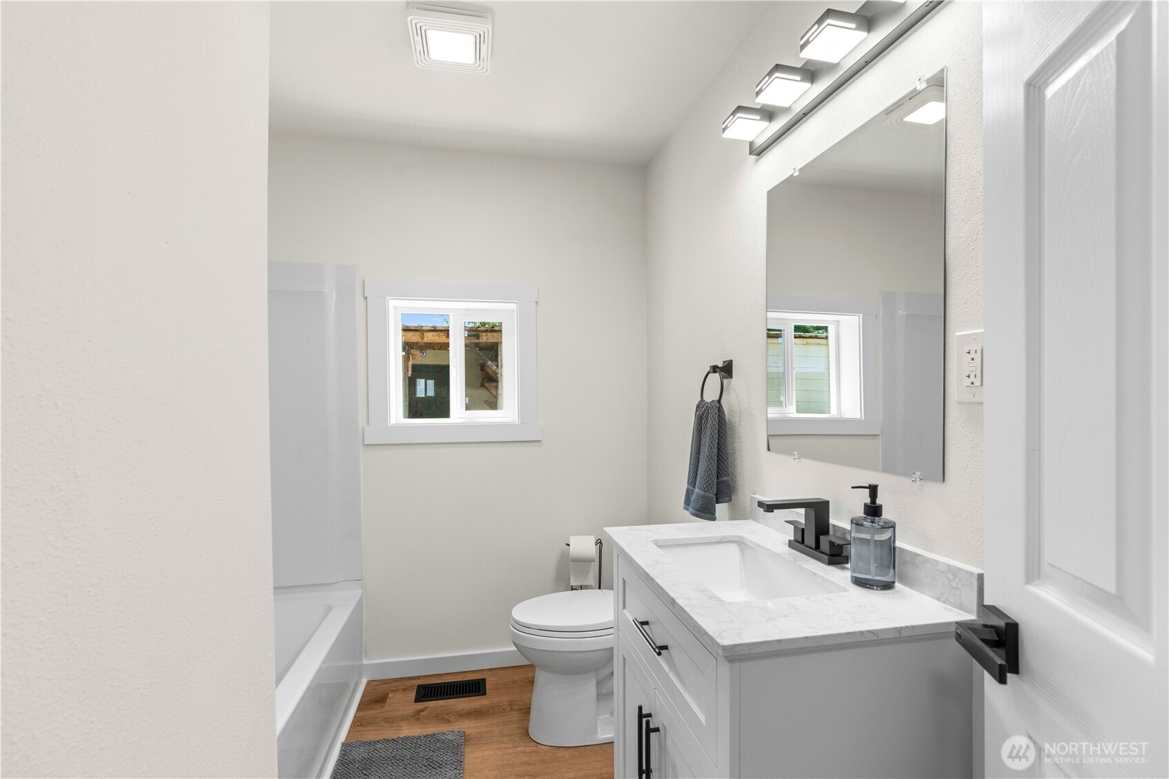 20820 West Jordan Road Burlington, WA 98233 - Photo 16 of 36 Gallery Image 16