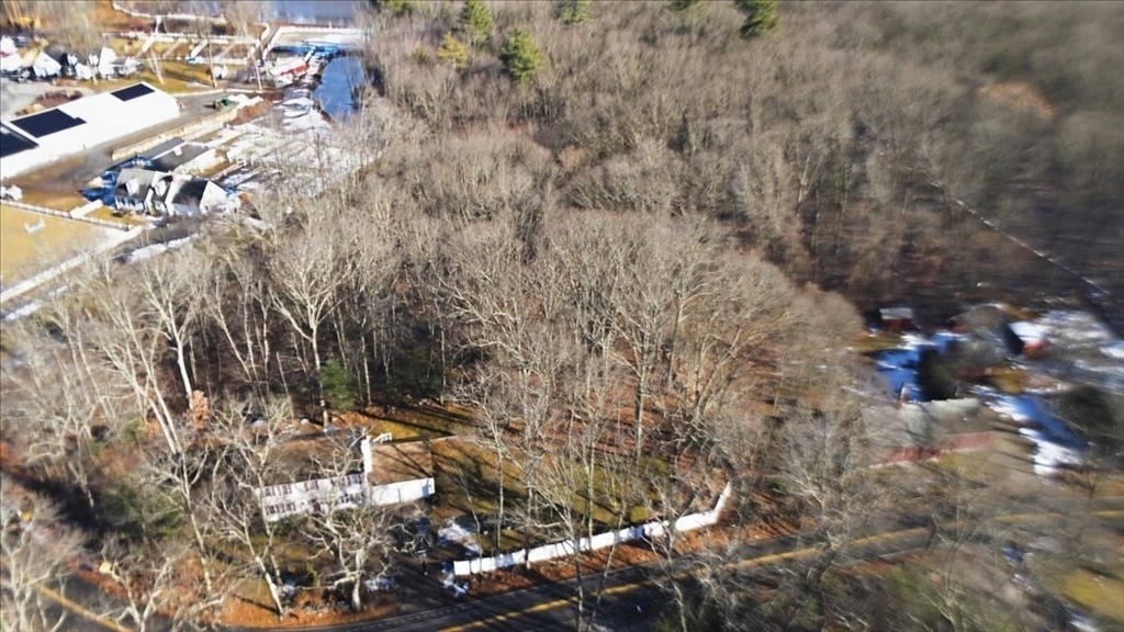 133 Grove Street Bellingham, MA 02019 - Photo 41 of 42 a backyard of a house