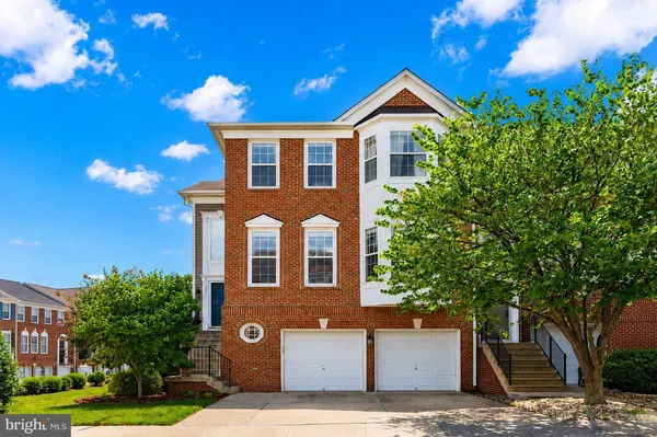 $760,000 | 22711 Simonet Blanc Terrace, Ashburn, VA 20148