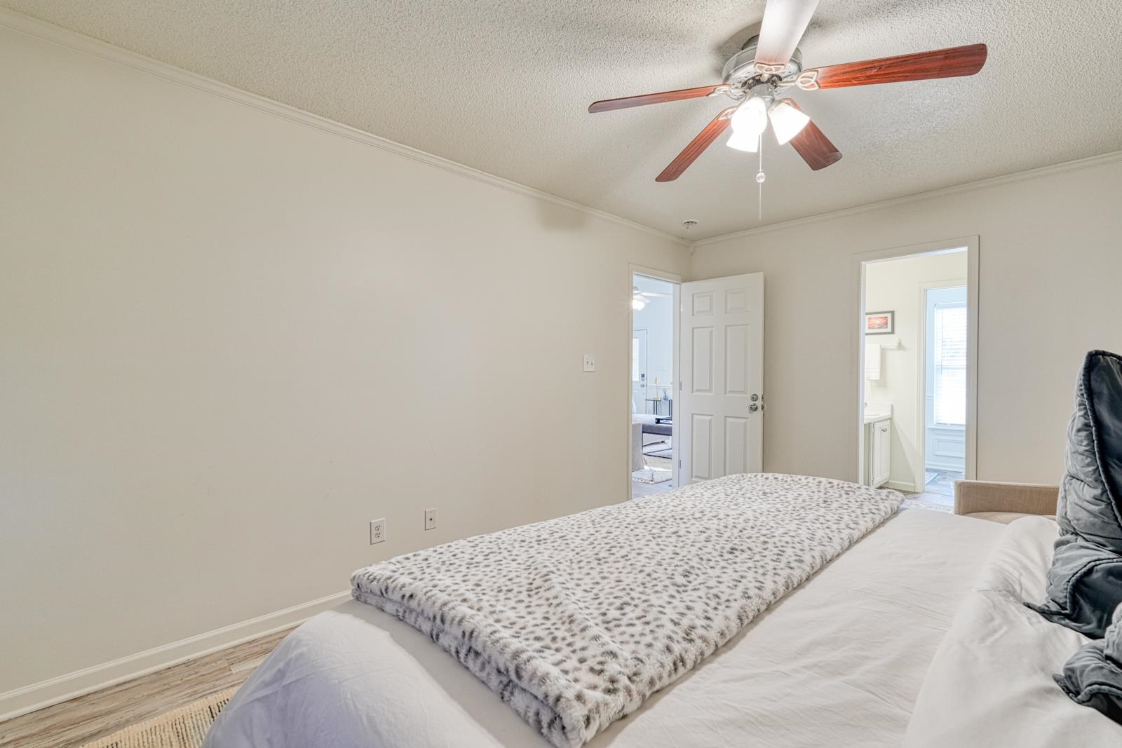 921 Hollyhock Court Boiling Springs, SC 29316 - Photo 17 of 34