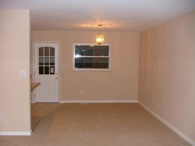 1035 Garvey Road Columbus, OH 43229 - Photo 4 of 10 Gallery Image 4