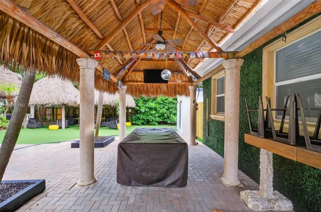 $4,950 | 465 Northwest 153rd Street, Miami, FL 33169