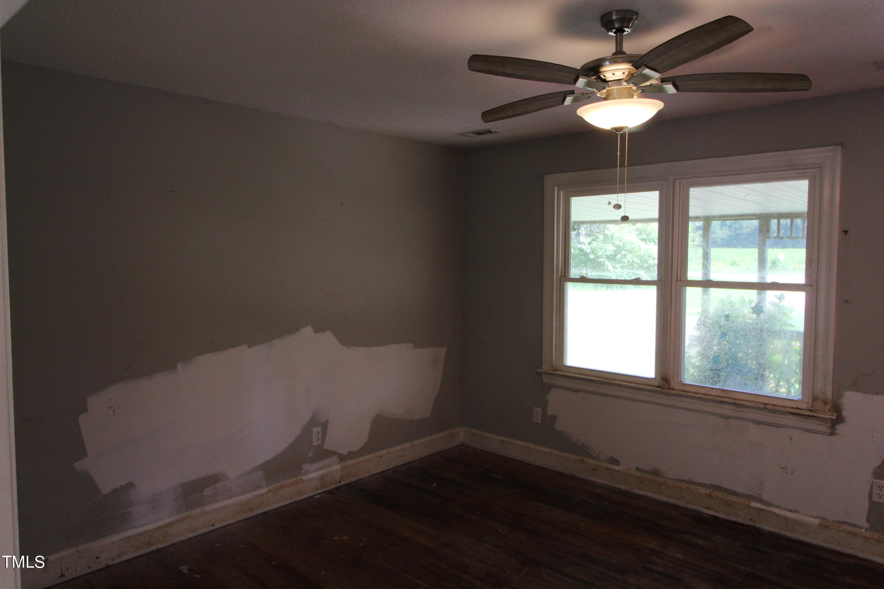 10901 Claude Lewis Road Middlesex, NC 27557 - Photo 9 of 16 IMG_1932