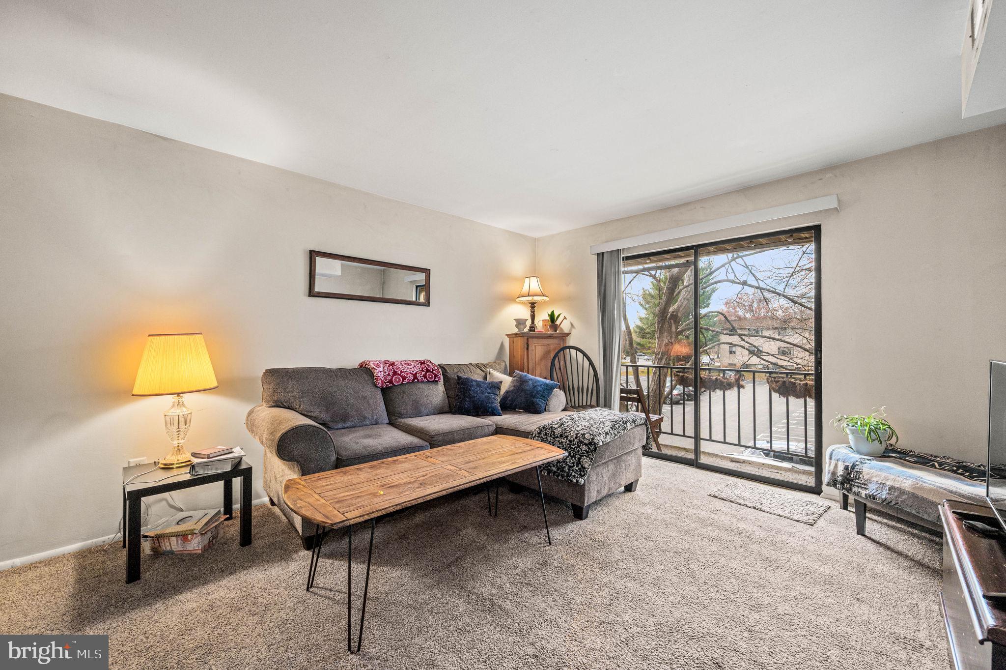 338 B Saybrook Lane Wallingford, PA 19086 - Photo 5 of 22