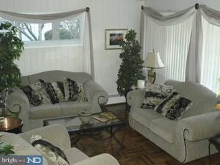 3 Kingsbridge Road Gibbsboro, NJ 08026 - Photo 3 of 6 Gallery Image 3