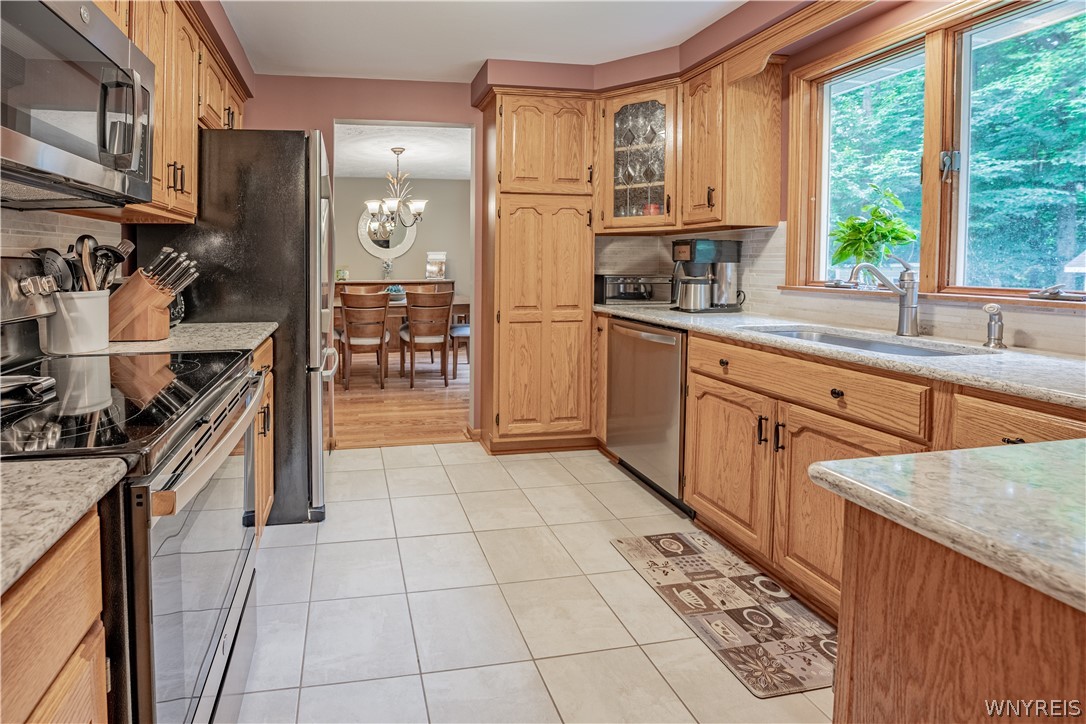 3264 Beechwood Circle Niagara, NY 14304 - Photo 23 of 48