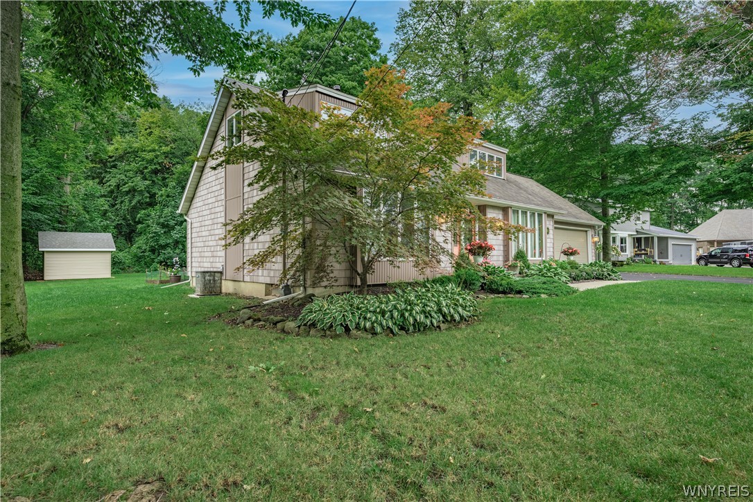 3264 Beechwood Circle Niagara, NY 14304 - Photo 6 of 48