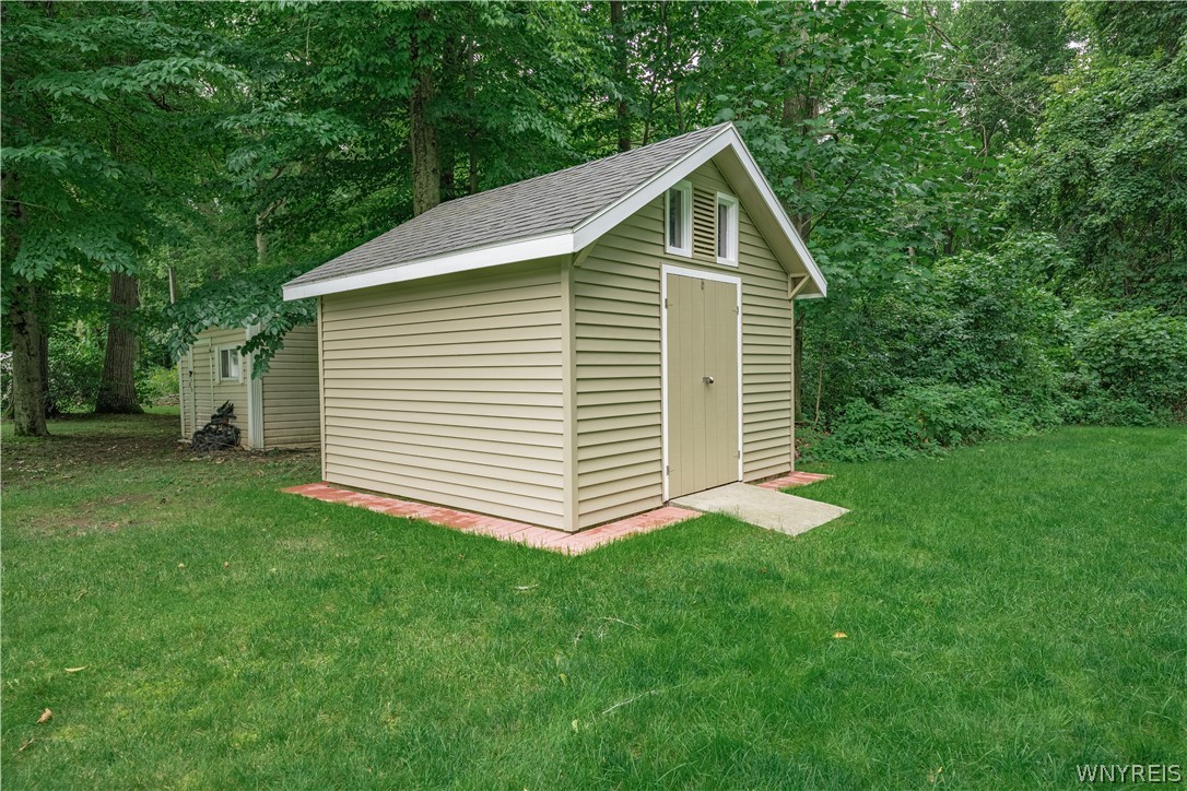 3264 Beechwood Circle Niagara, NY 14304 - Photo 9 of 48