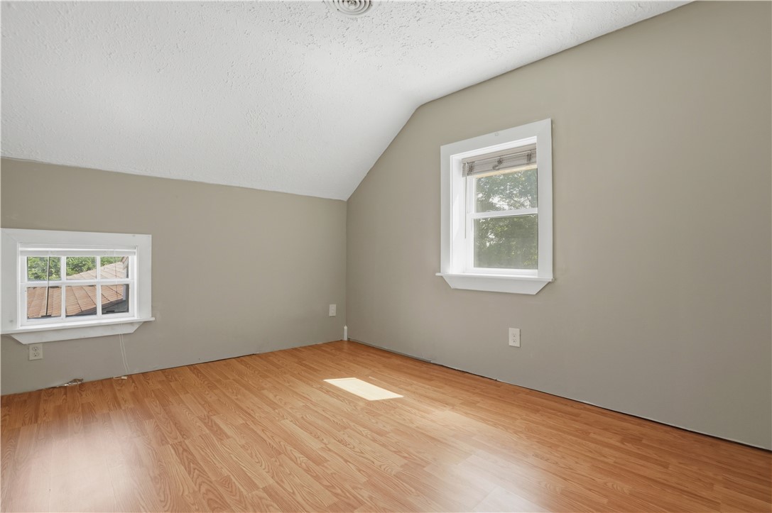 10 Hobart Street Westerly, RI 02891 - Photo 28 of 44