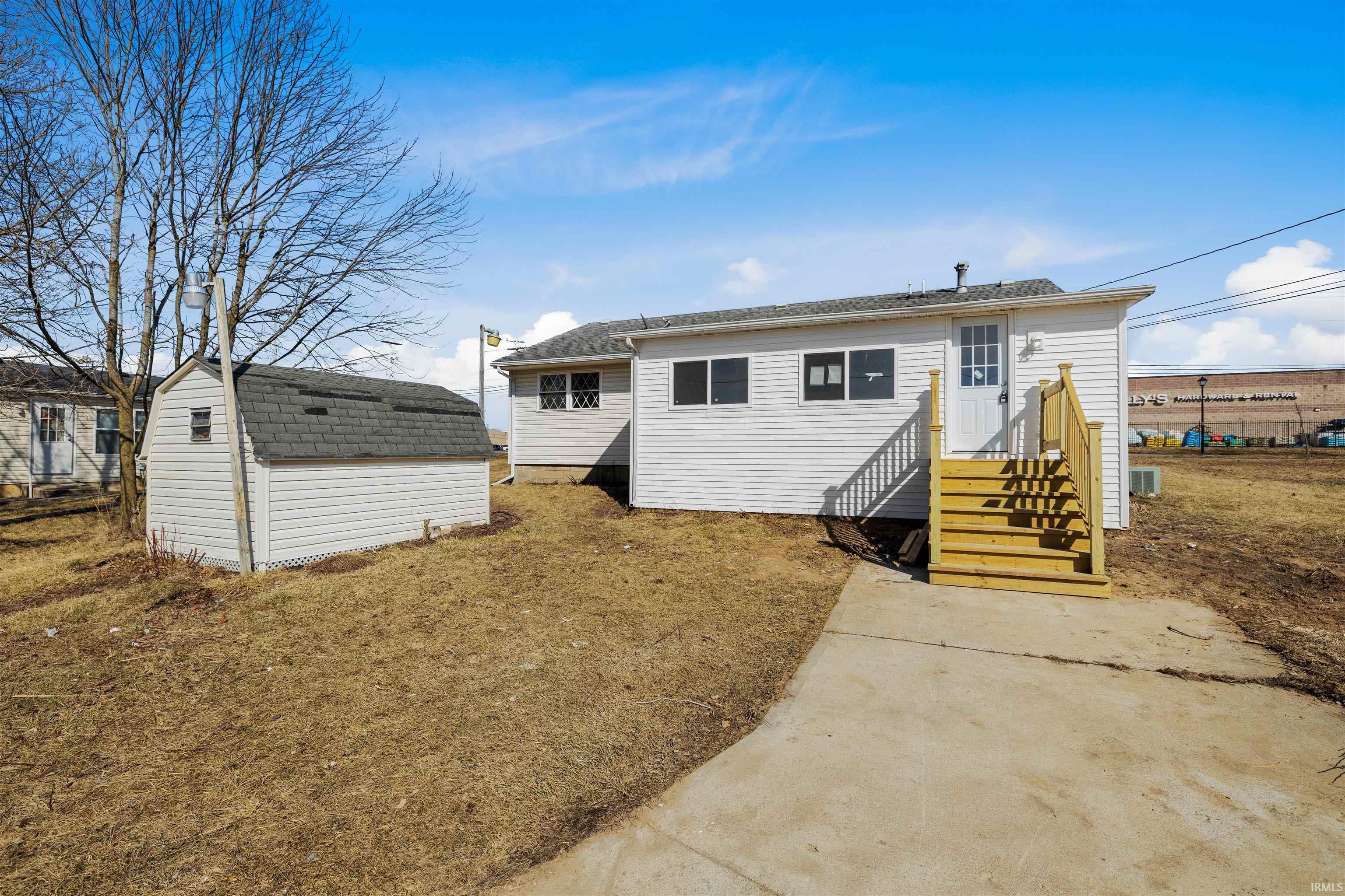 5216 South Calhoun Street Fort Wayne, IN 46807 - Photo 4 of 24