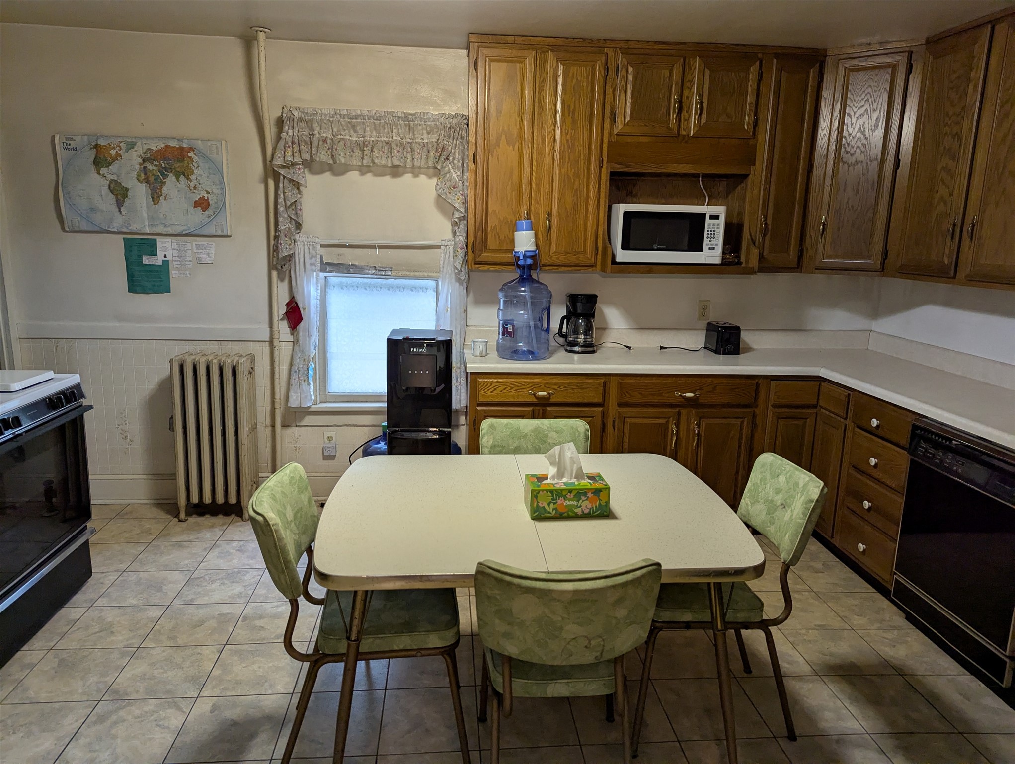 1201 Watson Boulevard Endicott, NY 13760 - Photo 9 of 33