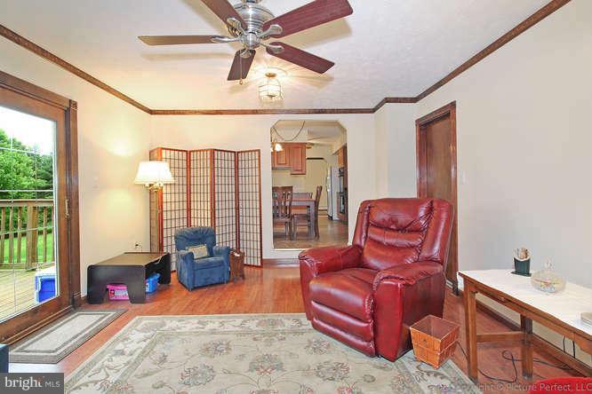 13318 Old Annapolis Road Mount Airy, MD 21771 - Photo 19 of 30 Family Room