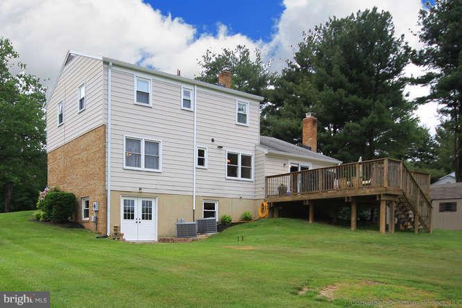 13318 Old Annapolis Road Mount Airy, MD 21771 - Photo 26 of 30 Exterior (Rear)