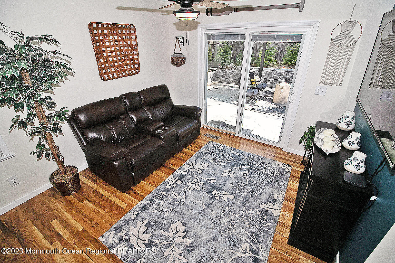 187 Topside Road Manahawkin, NJ 08050 - Photo 29 of 66 a living room with furniture and a window