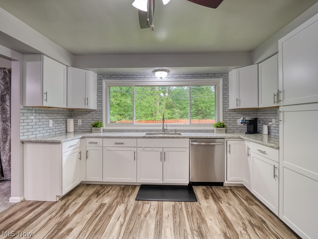 6483 Hamden Road Parma Heights, OH 44130 - Photo 11 of 33