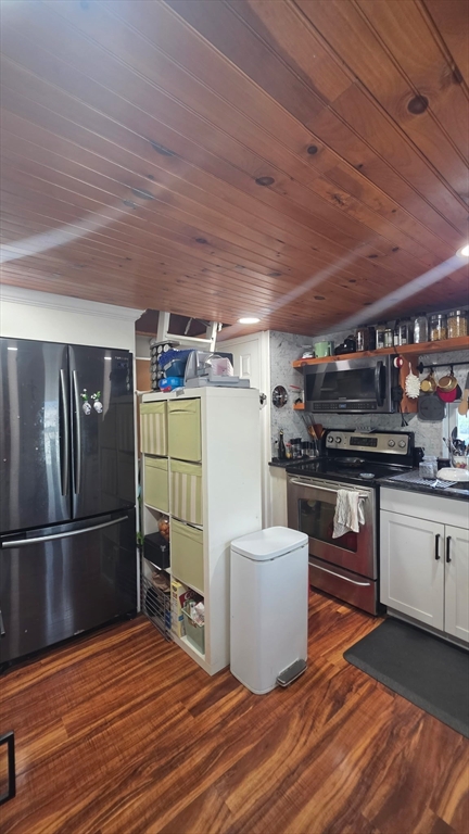 1 A Rose Lane Worcester, MA 01607 - Photo 5 of 15