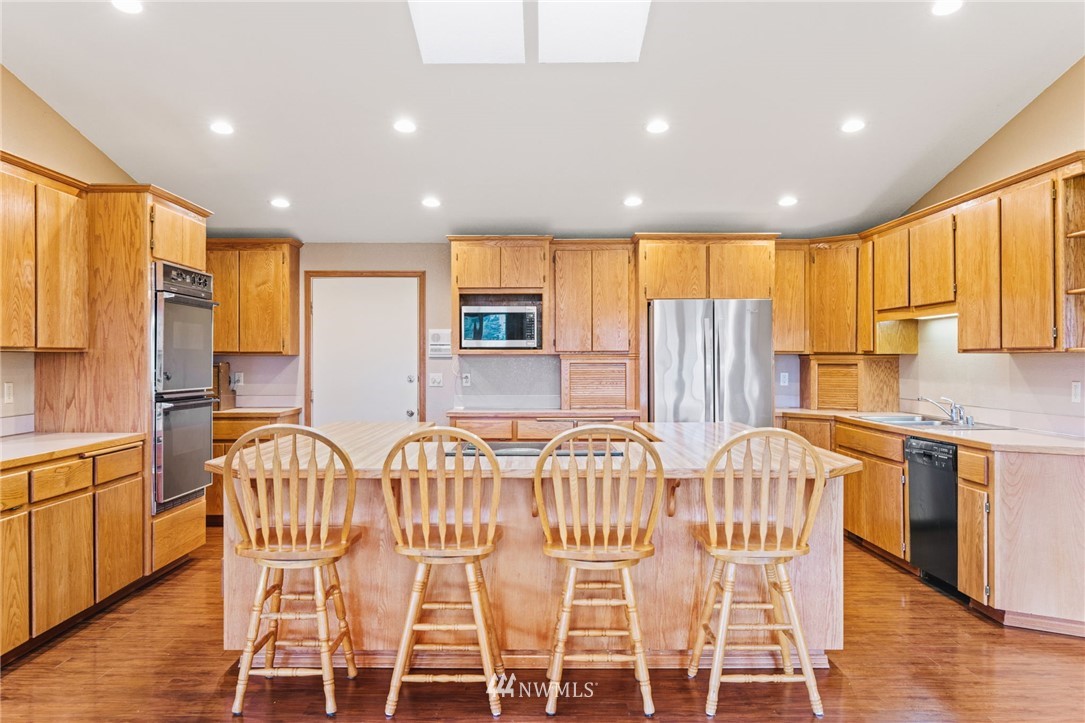 30717 Webster Road East Eatonville, WA 98328 - Photo 11 of 37 Gallery Image 11