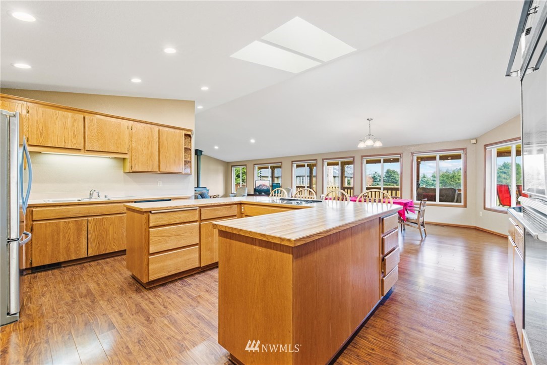 30717 Webster Road East Eatonville, WA 98328 - Photo 12 of 37 Gallery Image 12