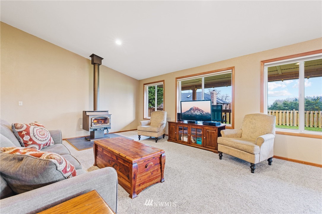 30717 Webster Road East Eatonville, WA 98328 - Photo 14 of 37 Gallery Image 14