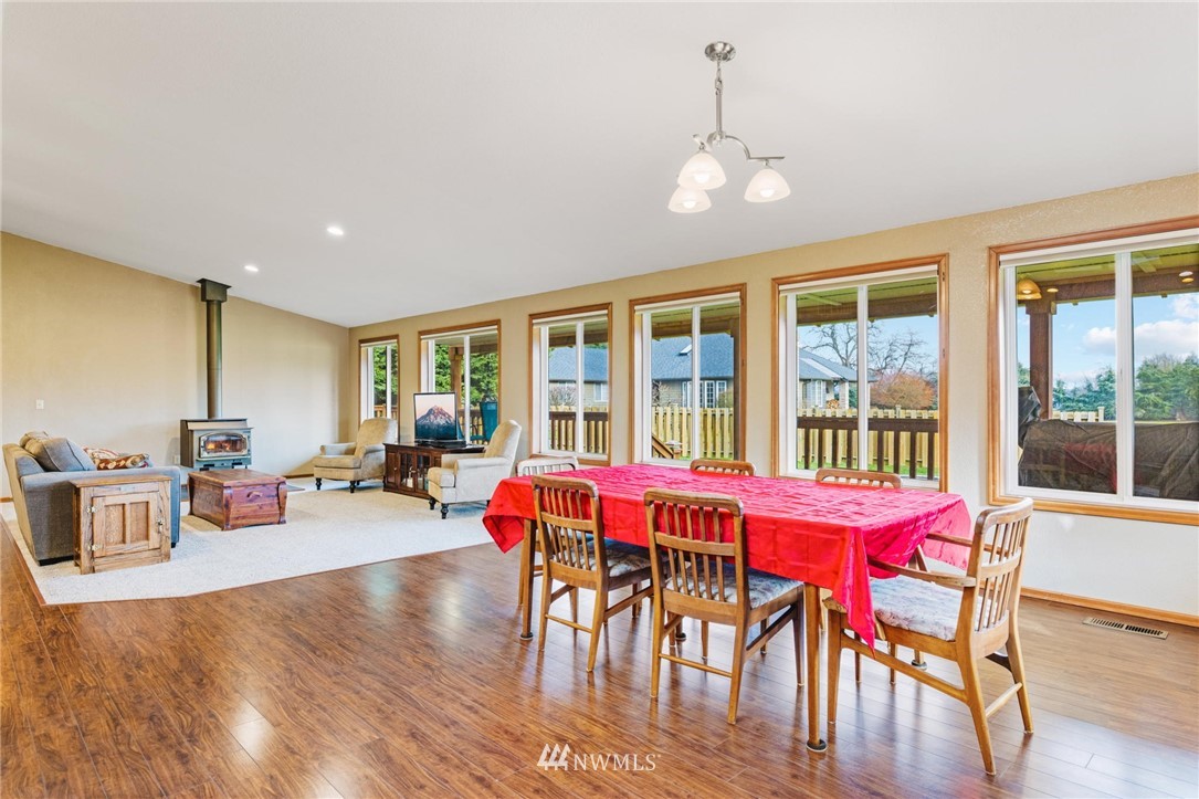 30717 Webster Road East Eatonville, WA 98328 - Photo 8 of 37 Gallery Image 8