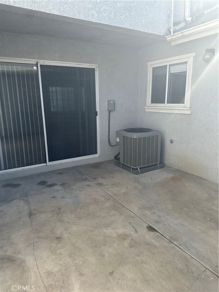172 West Walnut Avenue, Unit D Rialto, CA 92376 - Photo 14 of 15 Gallery Image 14