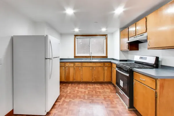 $1,750 | 5150 West Carmen Avenue, Unit 2, Chicago, IL 60630