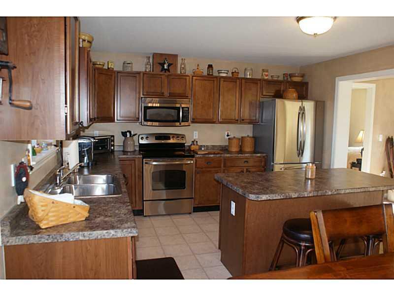 47 Miller Road Hampden, ME 04444 - Photo 6 of 35 Kitchen.
