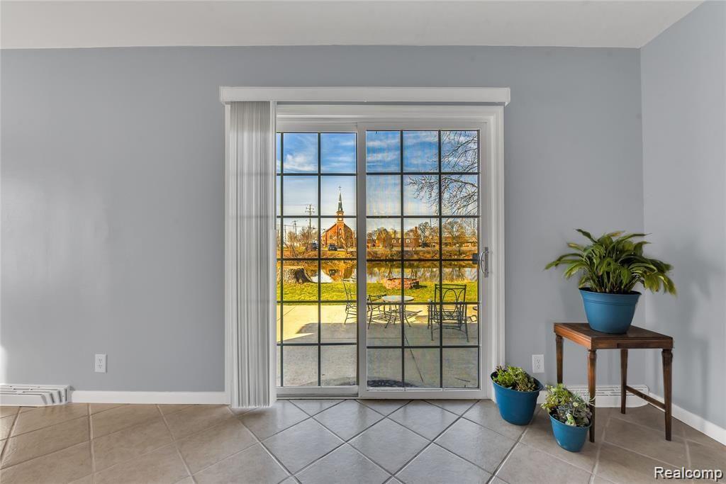 4760 Allore Road Newport, MI 48166 - Photo 10 of 40 3vL38amk.jpeg