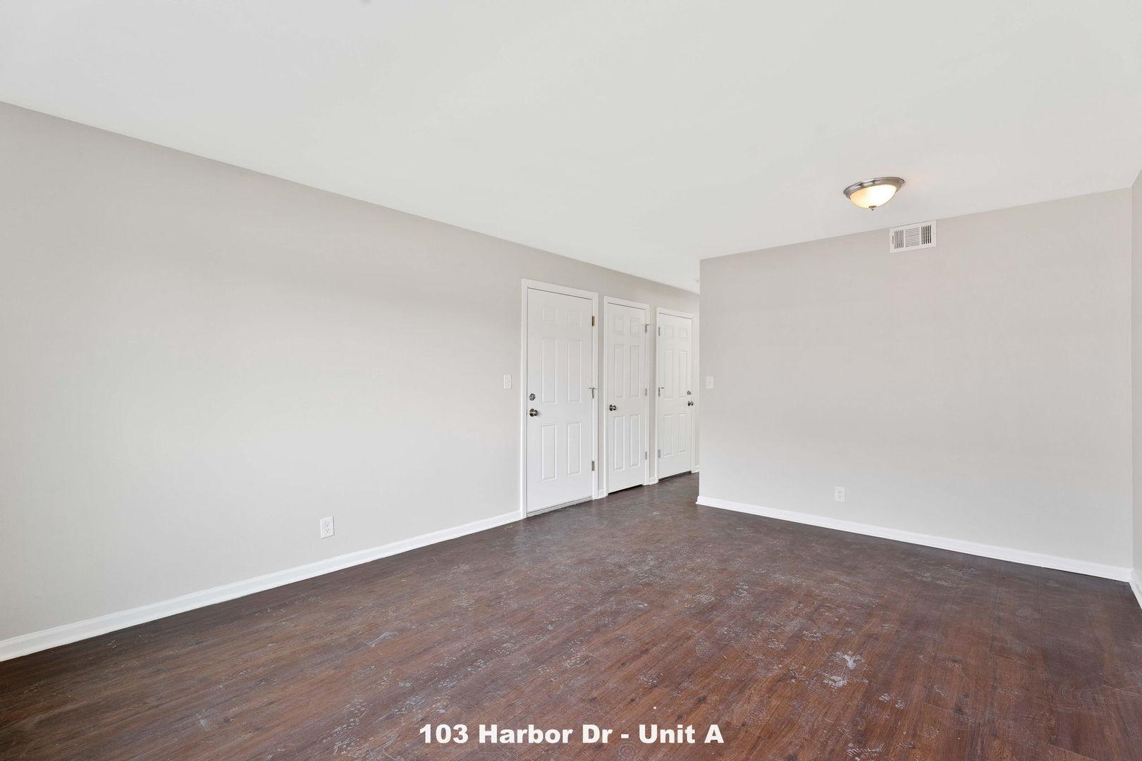 103 Harbor Drive, Unit C Oswego, IL 60543 - Photo 4 of 15