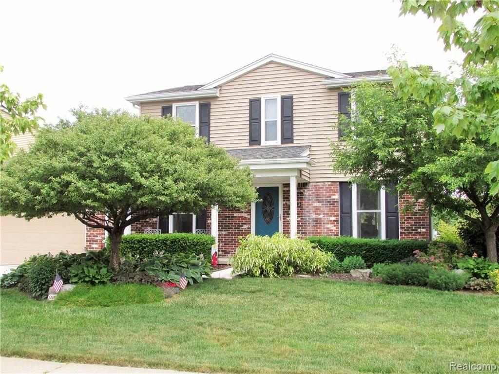 1480 Walnut Ridge Circle Canton, MI 48187 - Photo 2 of 32 5 front.JPG