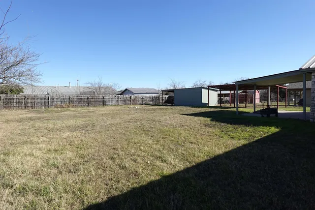 $1,600 | 801 Mildred Avenue, Burnet, TX 78611