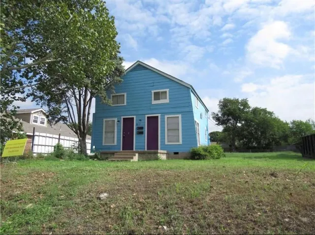 $1,150 | 2214 Northwest 23rd Street, Fort Worth, TX 76164