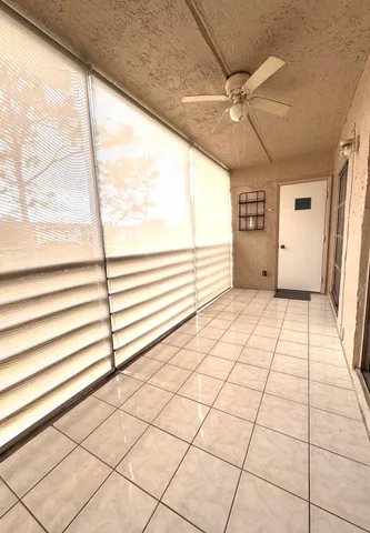 $2,000 | 2100 Springdale Boulevard, Unit 202, Palm Springs, FL 33461