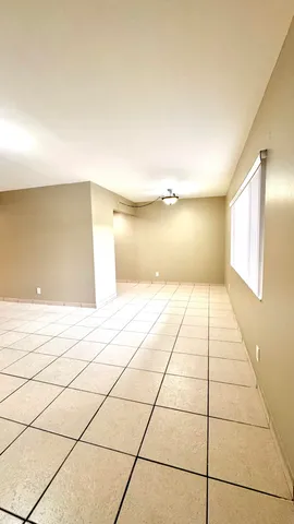 $2,000 | 2100 Springdale Boulevard, Unit 202, Palm Springs, FL 33461