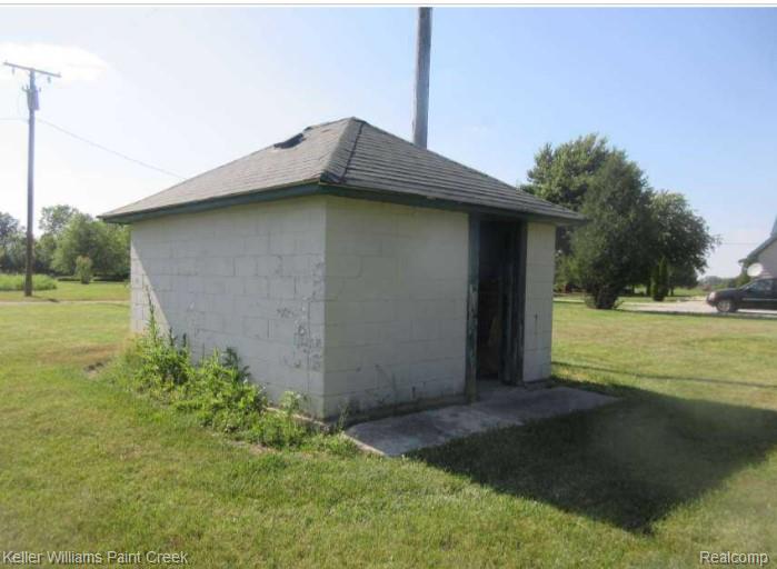 16135 Petz Road Capac, MI 48014 - Photo 8 of 8