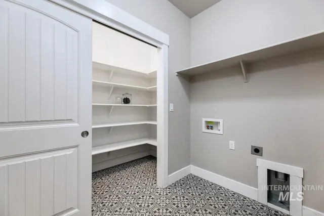 $2,550 | 3902 North Rotaldo Avenue, Meridian, ID 83646