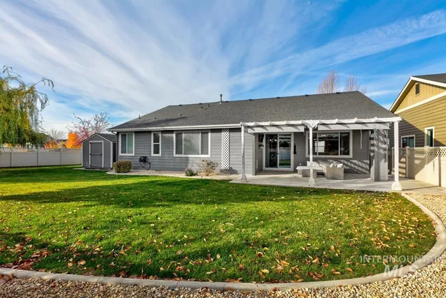 $2,550 | 3902 North Rotaldo Avenue, Meridian, ID 83646