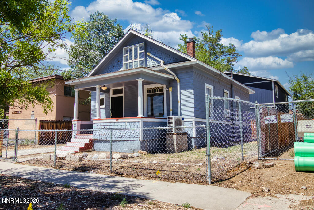 411 East 7th Street Reno, NV 89512 - Photo 5 of 46 4Y7A7204_hdr