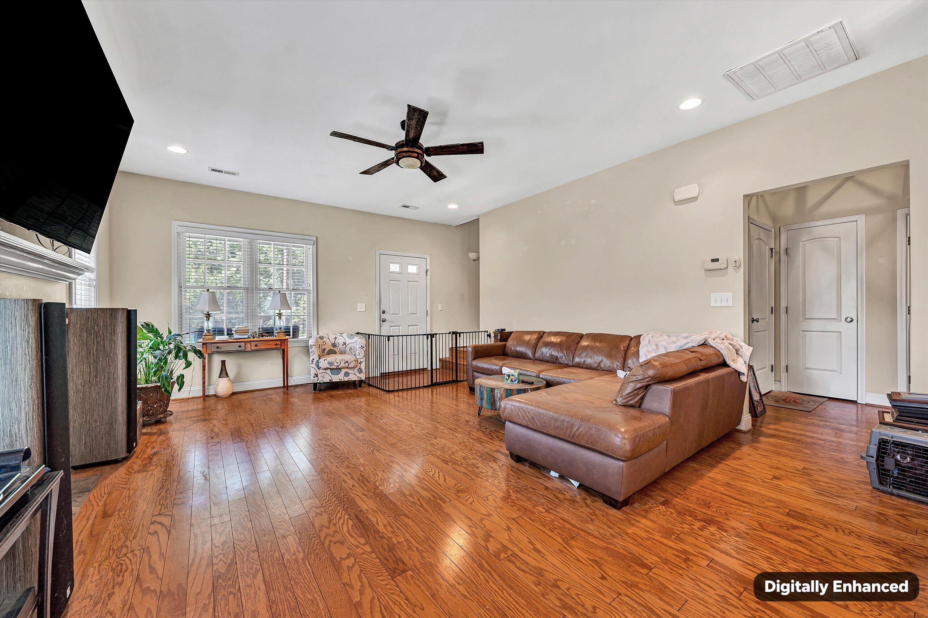 1062 North Mill Road Salem, VA 24153 - Photo 5 of 24 05-DSC08766