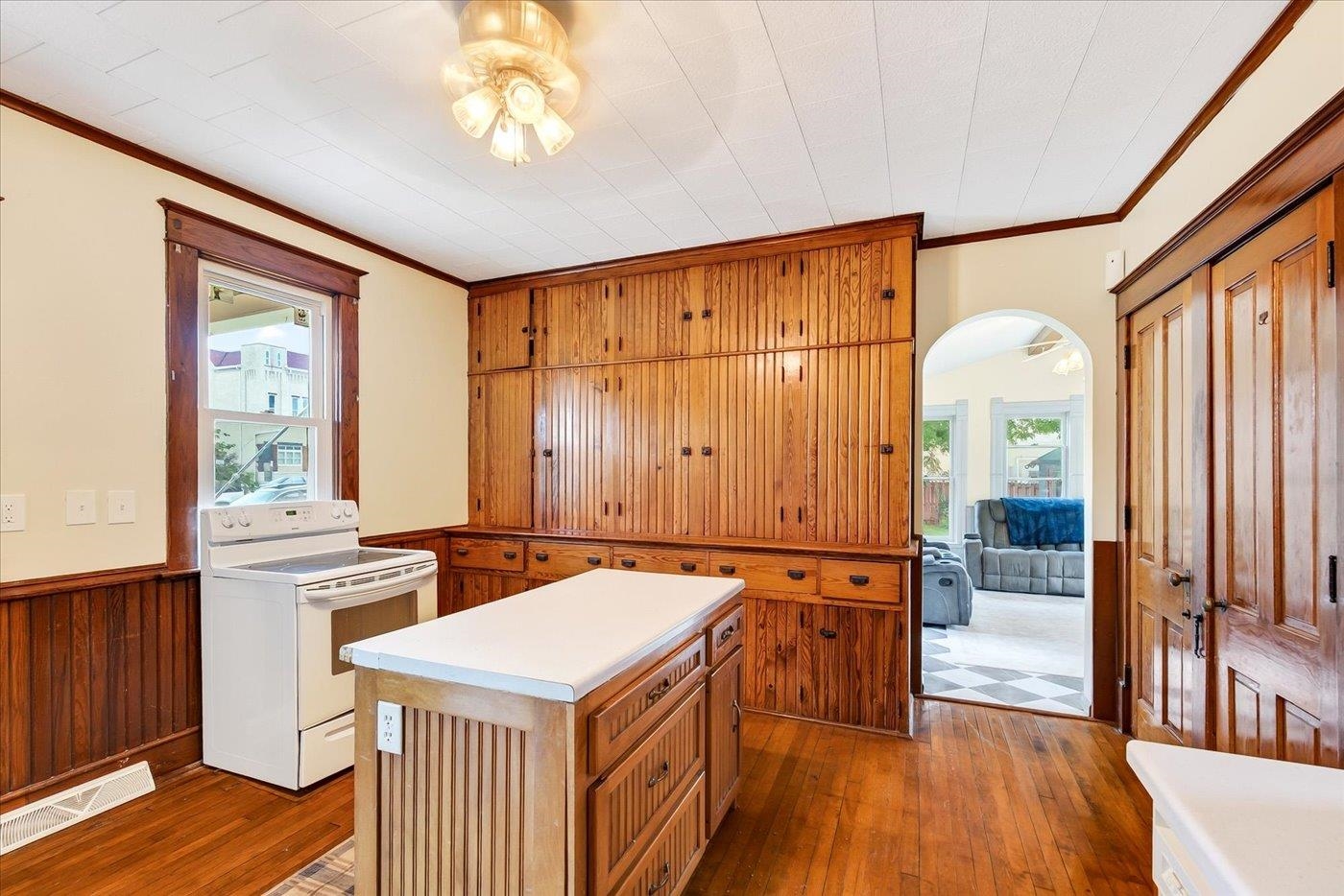 131 South Spring Street Columbus, WI 53925 - Photo 27 of 73 Gallery Image 27