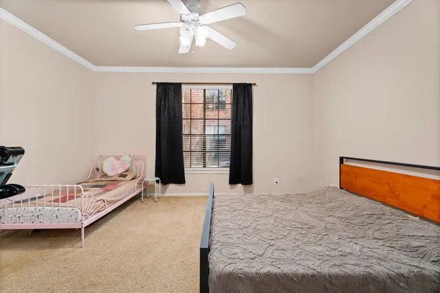 $199,900 | 2255 Braeswood Park Drive, Unit 265, Houston, TX 77030