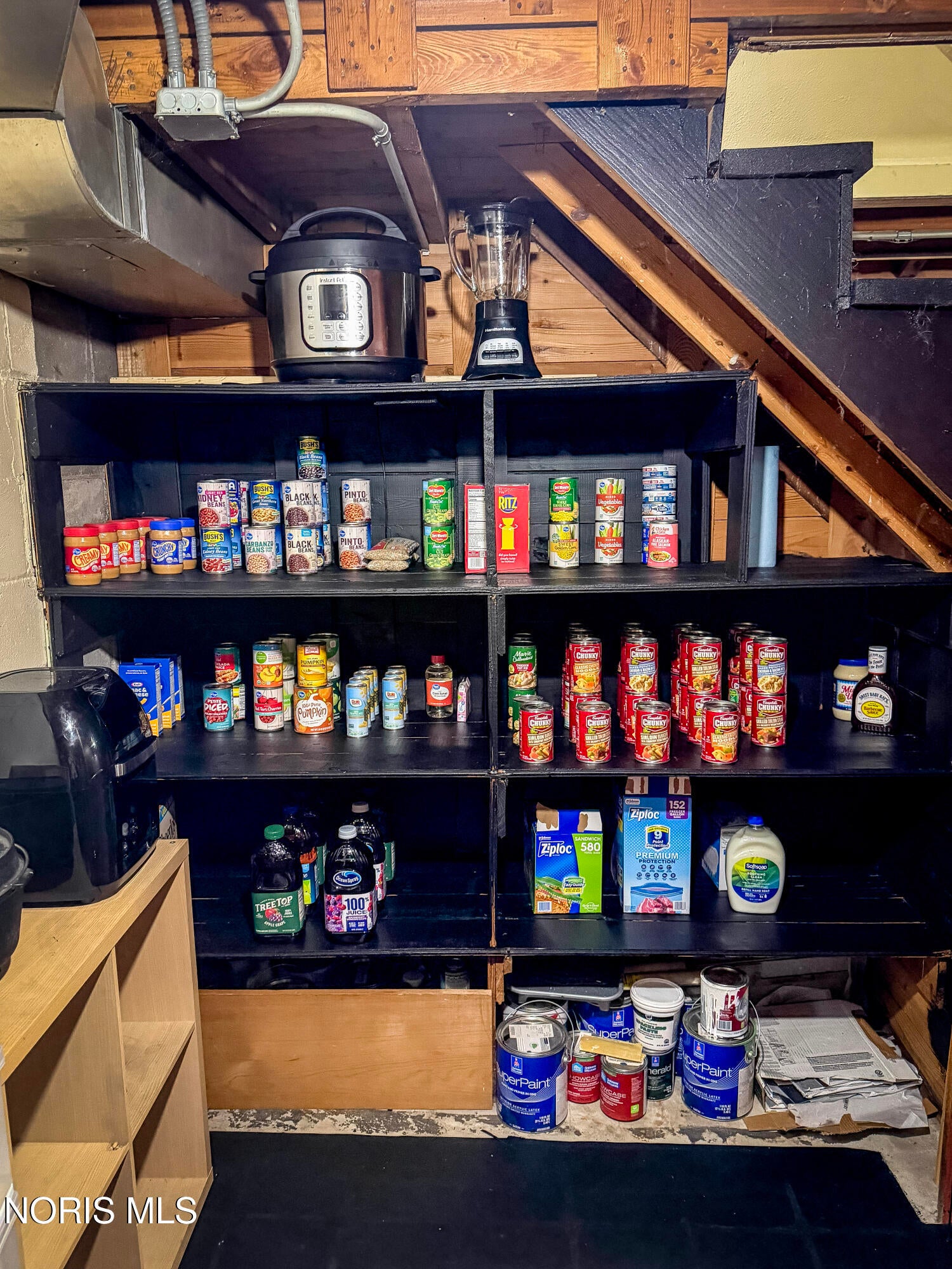 4233 Garrison Road Toledo, OH 43613 - Photo 19 of 25 pantry