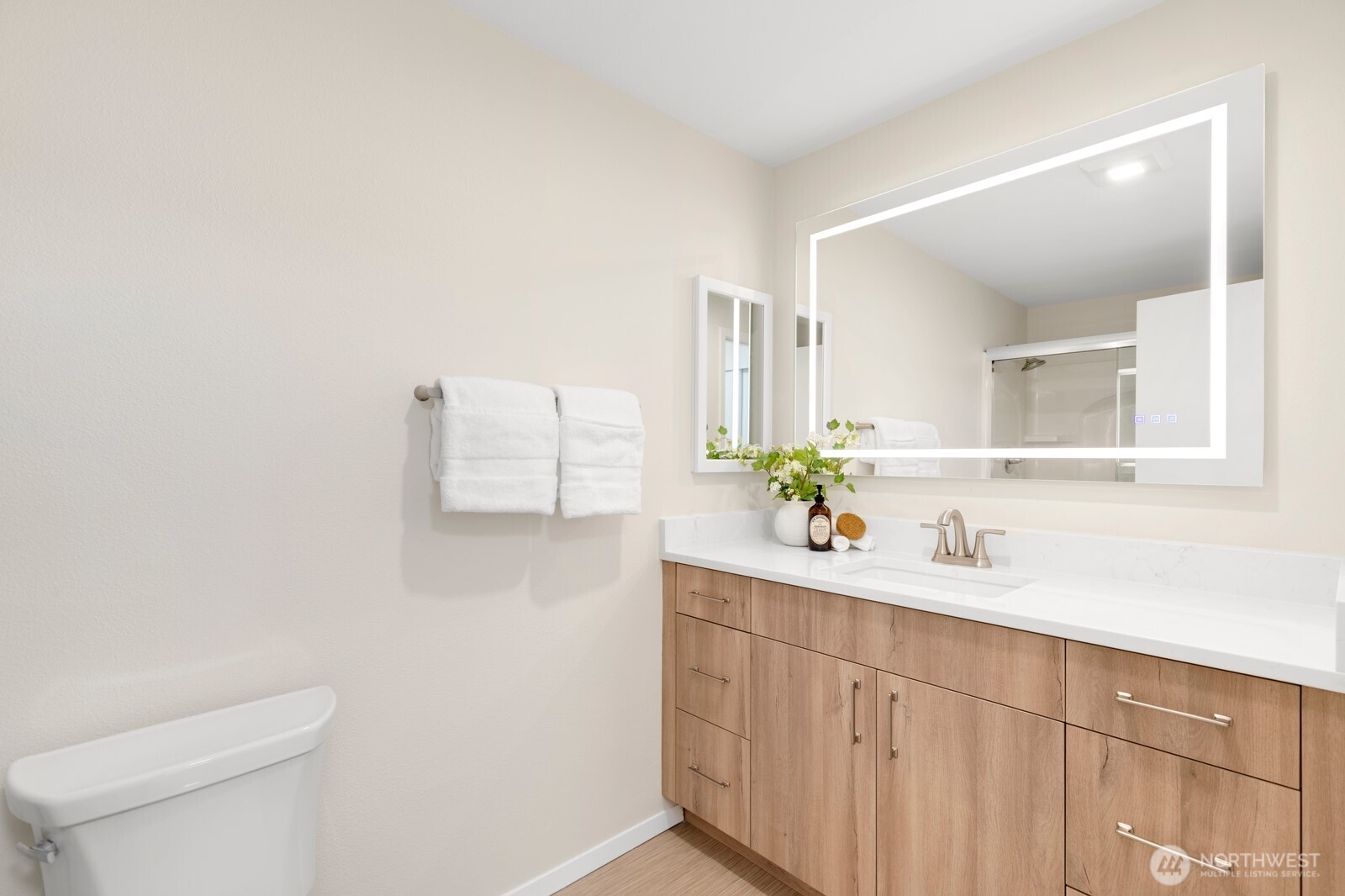 150 Northeast 95th Street, Unit 302 Seattle, WA 98115 - Photo 19 of 28