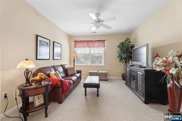 $408,000 | 7408 Warrens Way, Unit DEEDED GARAGE &, Wanaque, NJ 07465