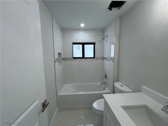 $478,900 | 405-407 Chalet Avenue South, Lehigh Acres, FL 33974