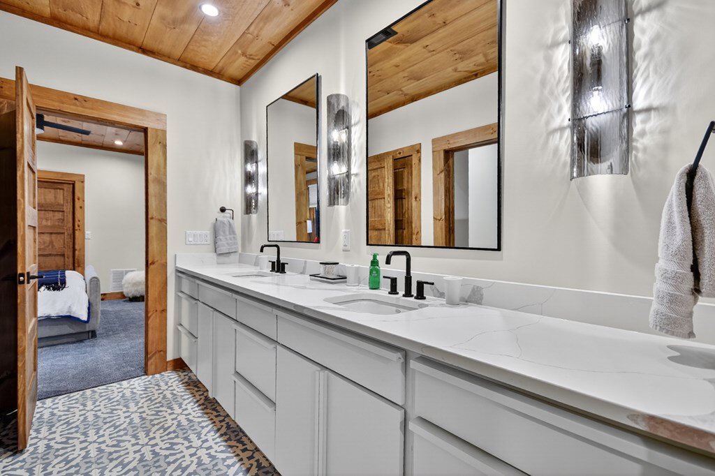 100 Haven Lane Blue Ridge, GA 30513 - Photo 10 of 83