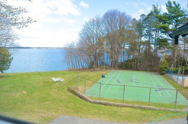 6 Davis Road Marblehead, MA 01945 - Photo 4 of 22 a view of a basketball court